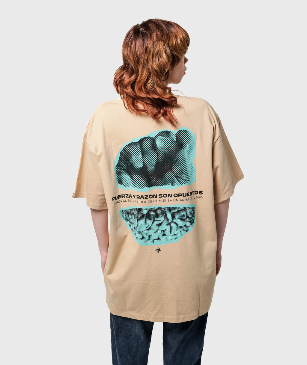 Camiseta Fuerza y Razón