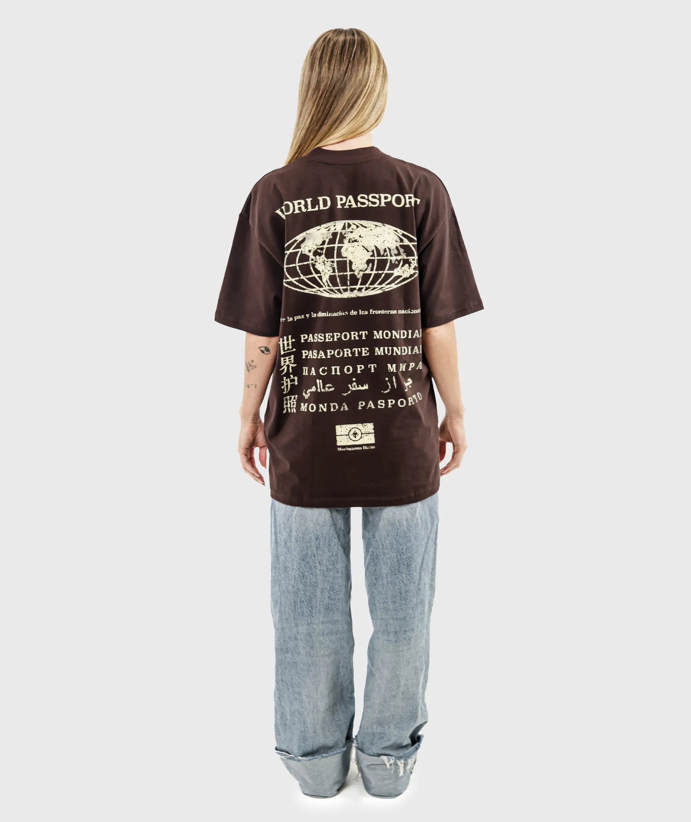 Camiseta World Passport